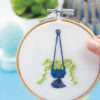 KIT BRODERIE GREEN - CHAÎNE DE COEURS